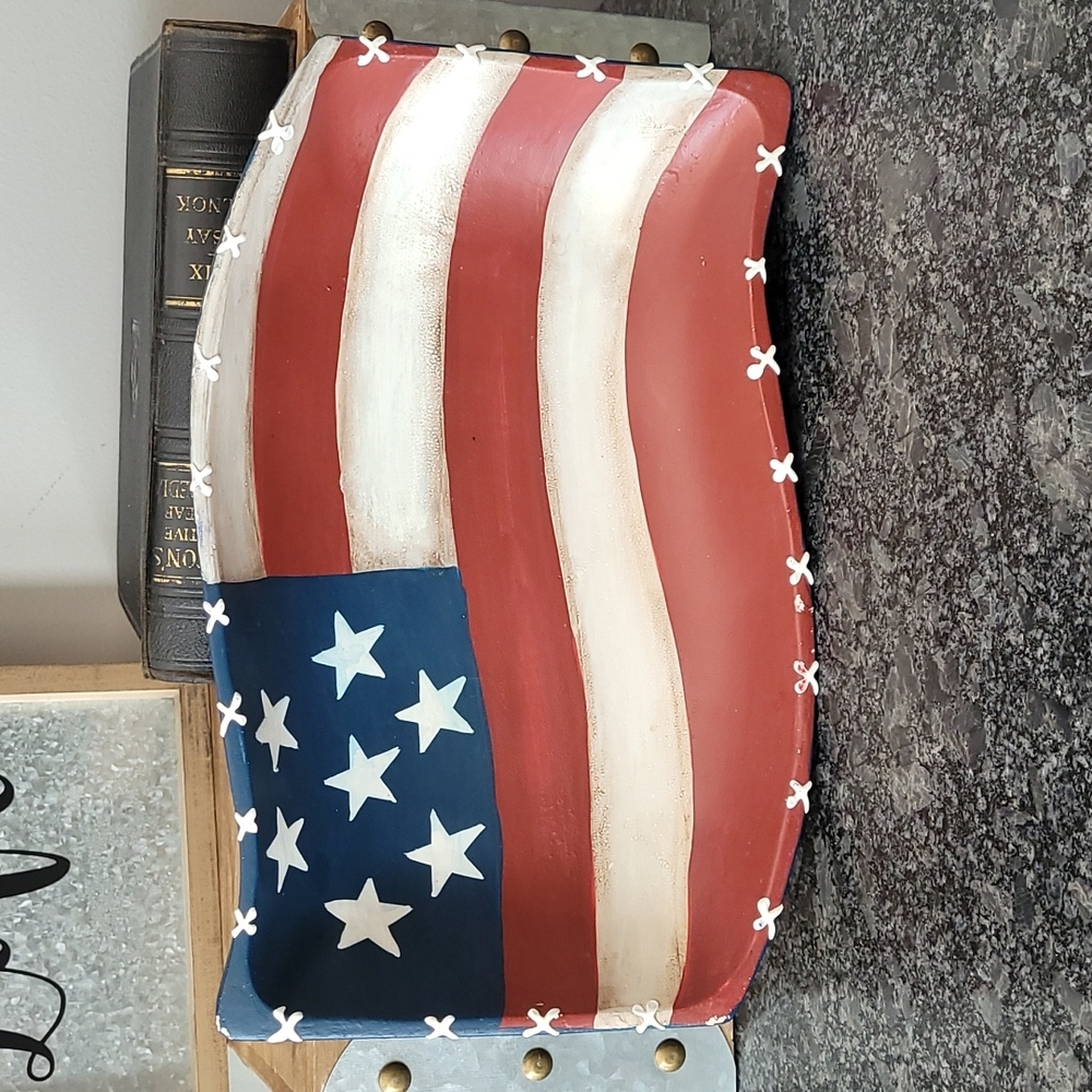Wooden "Americana" American Flag Pattern Serving Bowl/Platter